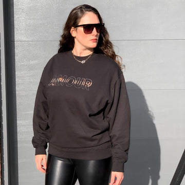 Amour Crewneck *with handset rhinestones